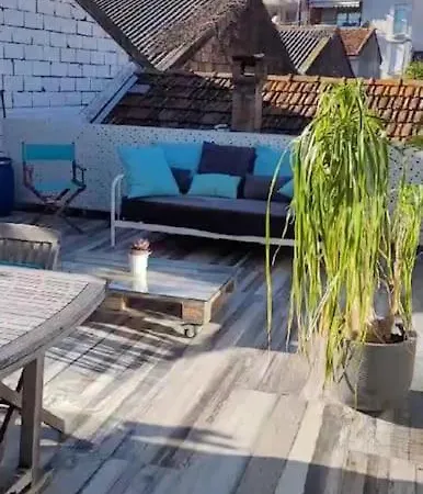 Apartment Design Yourhosthelper Cannes