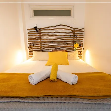 Design Yourhosthelper Apartment Cannes