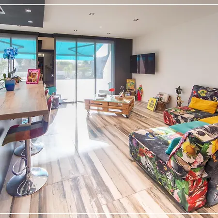 Apartment Design Yourhosthelper Cannes