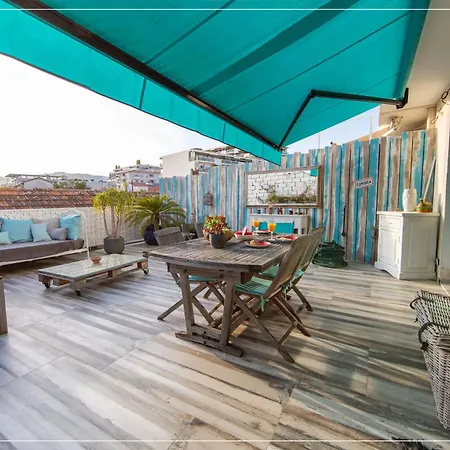 Design Yourhosthelper Apartment Cannes